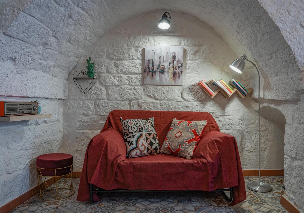 Casa Vacanze “House On The Left” Ceglie Messapica Zewnętrze zdjęcie